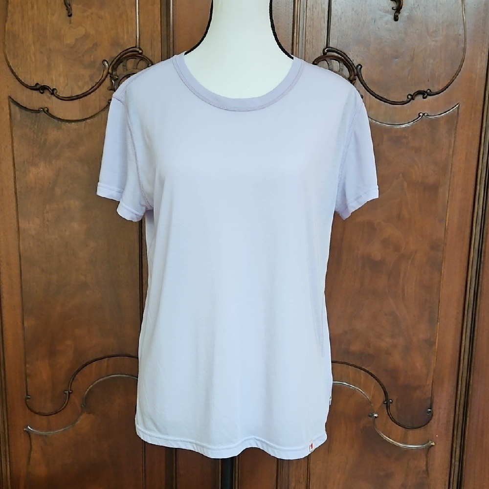 FJÄLL RÄVEN T-shirt Short Sleeve Lavender Purple Slightly Sheer Tee Shirt Sz M